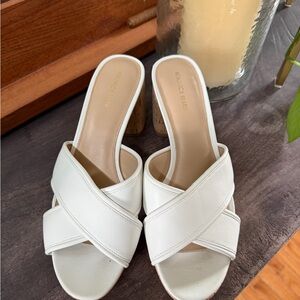 Veronica Beard
Dory Leather Crisscross Platform Sandals